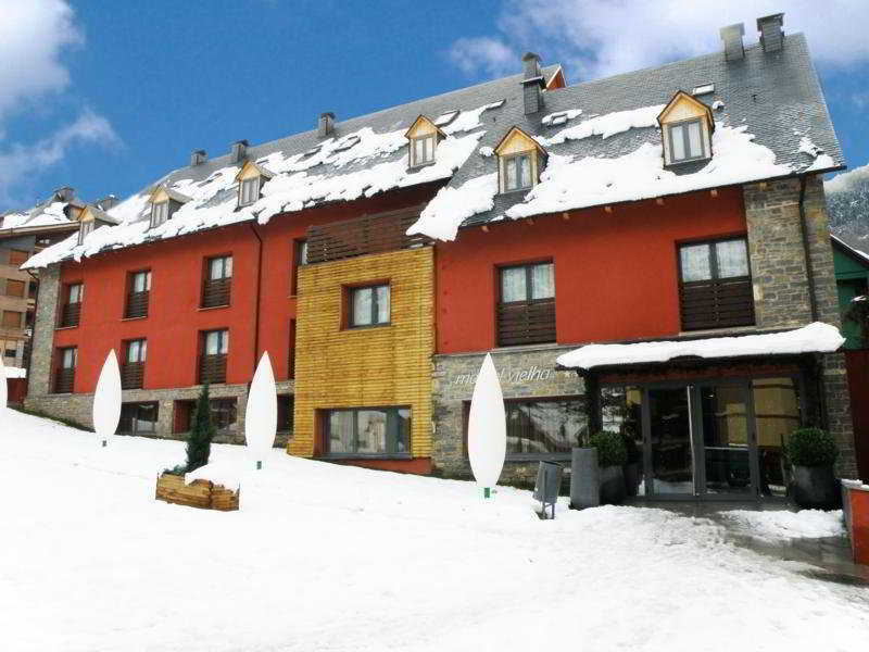 Nubahotel Vielha Exterior foto